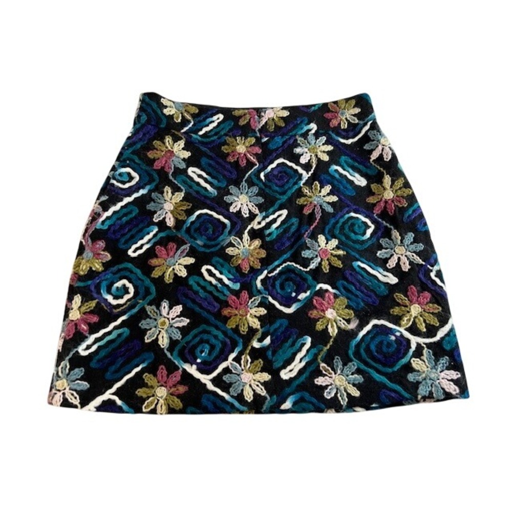 ZARA BASIC Embroidered Floral Swirl Mini Skirt Black Multi Color XS Boho garden - Picture 2 of 8